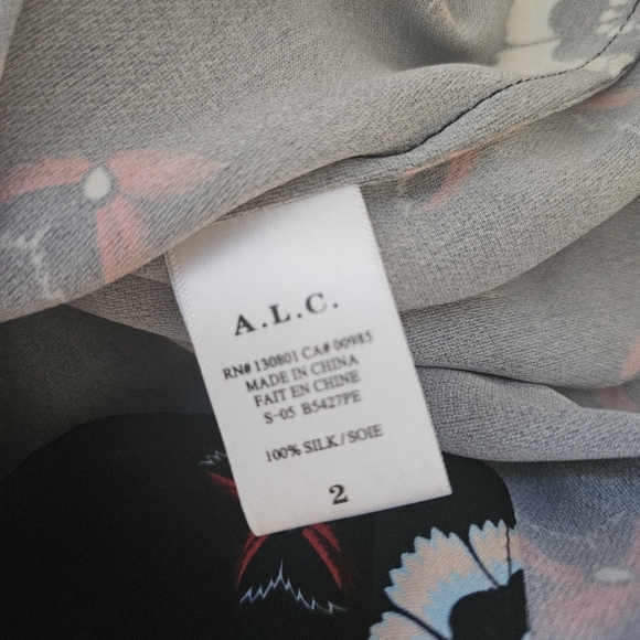 A.L.C. Floral Print Silk Top size 2 - Picture 12 of 12